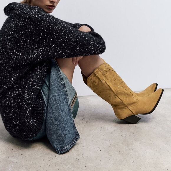NWT Zara Embroidered Suede Boots - Picture 7 of 12